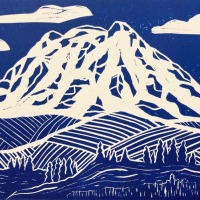 Mason-Hannah-Rainier-Blue.jpg-nggid043173-ngg0dyn-800x600-00f0w010c010r110f110r010t010